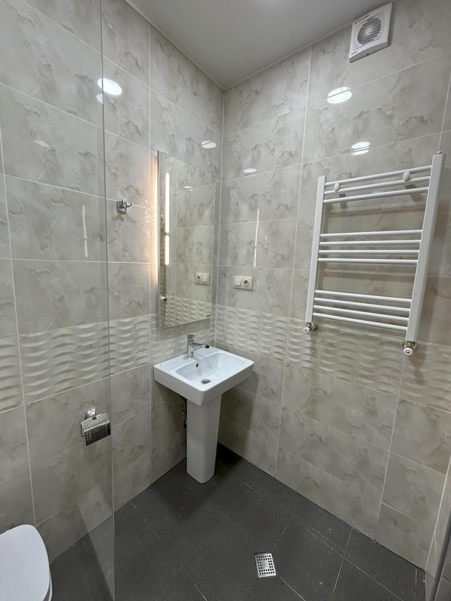 Three Palms Guest House 第比利斯 外观 照片