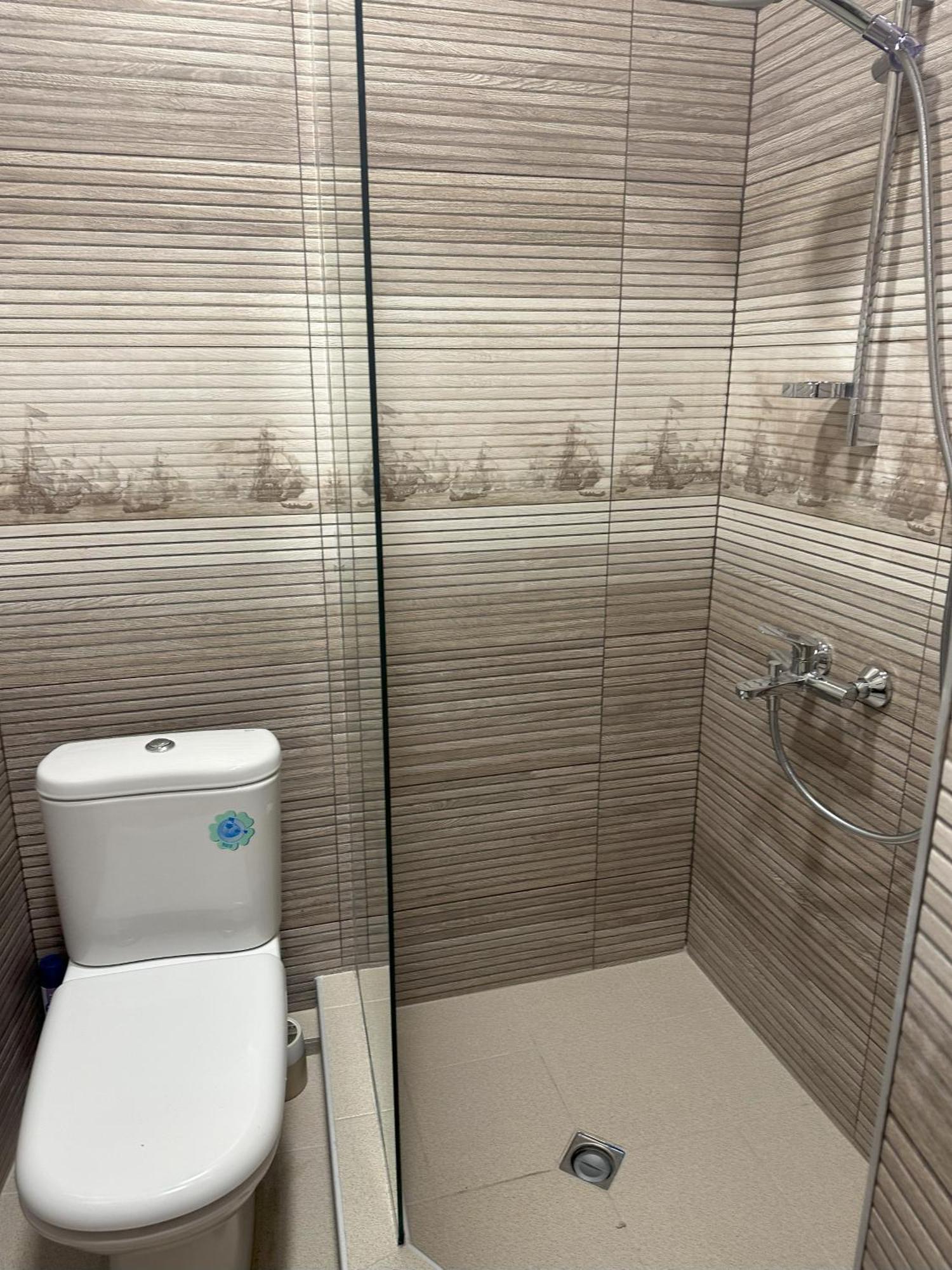 Three Palms Guest House 第比利斯 外观 照片